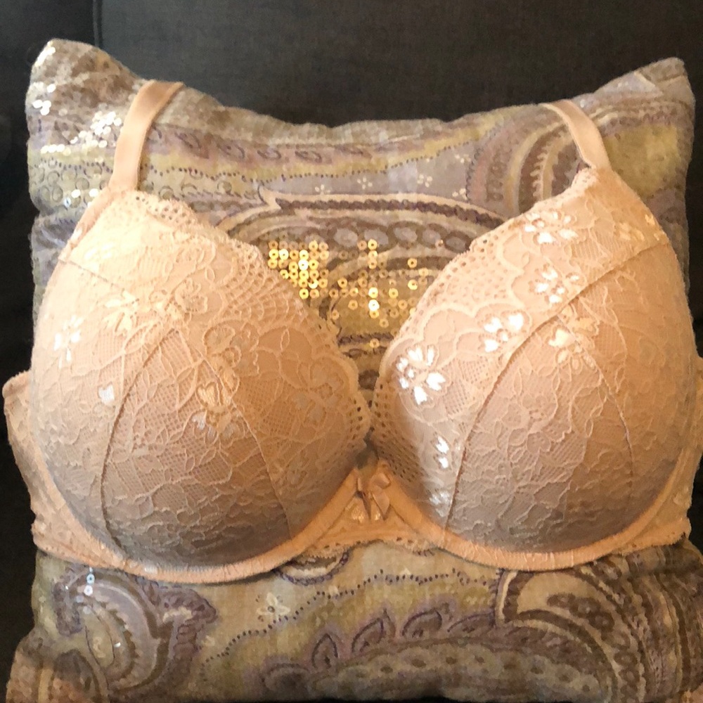 44C nude cacique/Lane Bryant bra